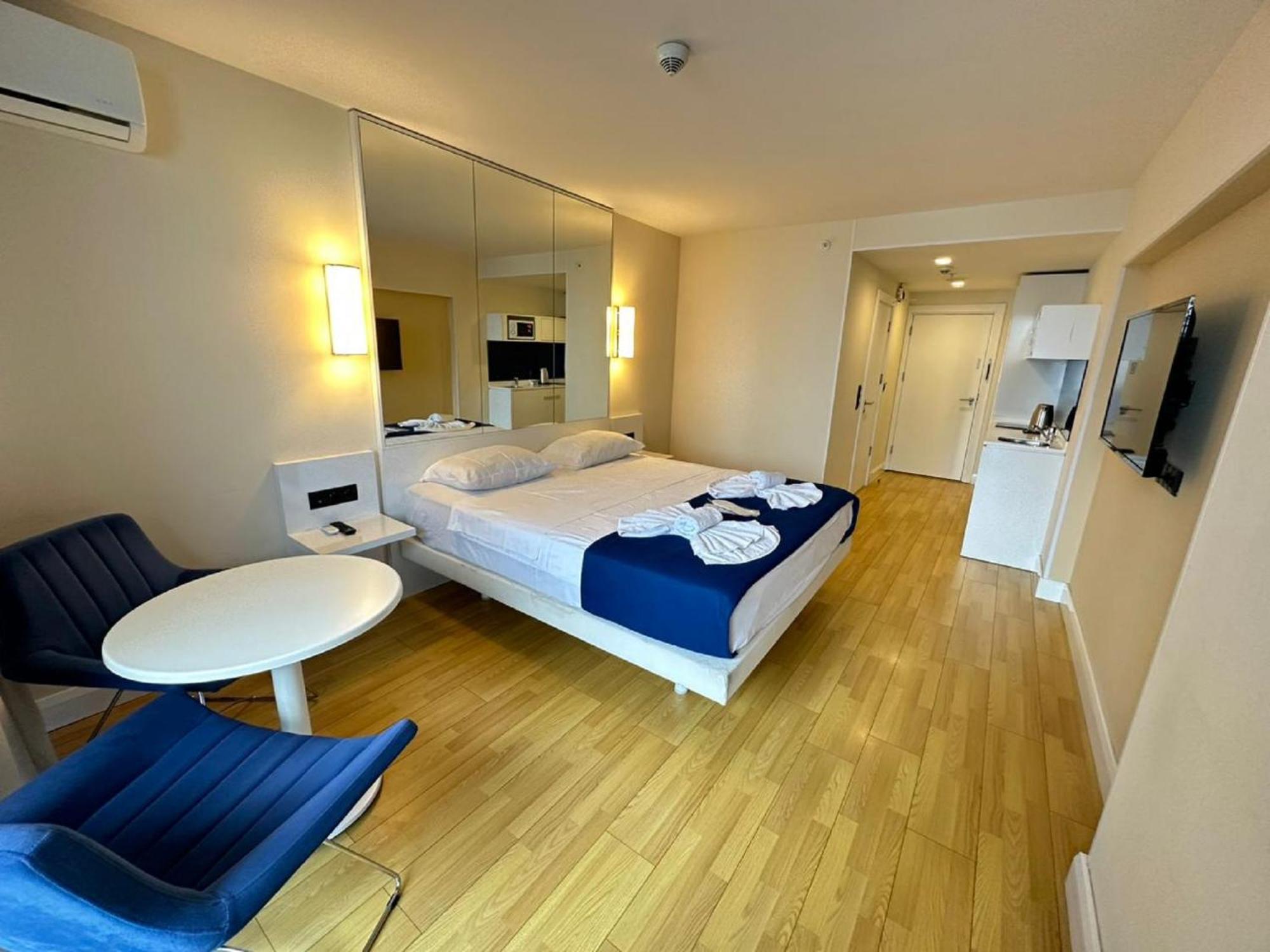 Holiday Point Orbi City Batumi Ngoại thất bức ảnh