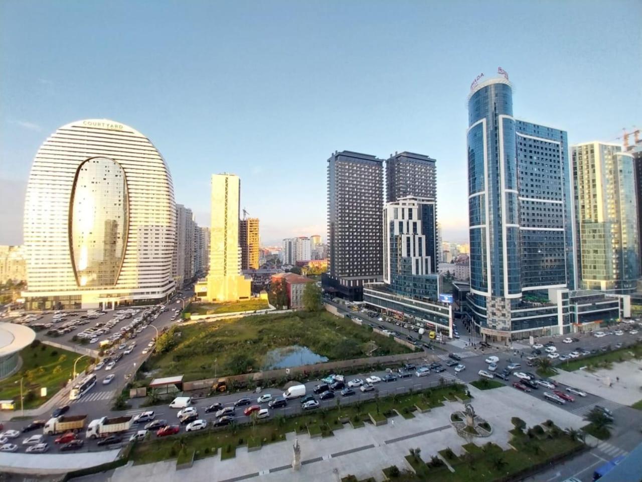 Holiday Point Orbi City Batumi Ngoại thất bức ảnh