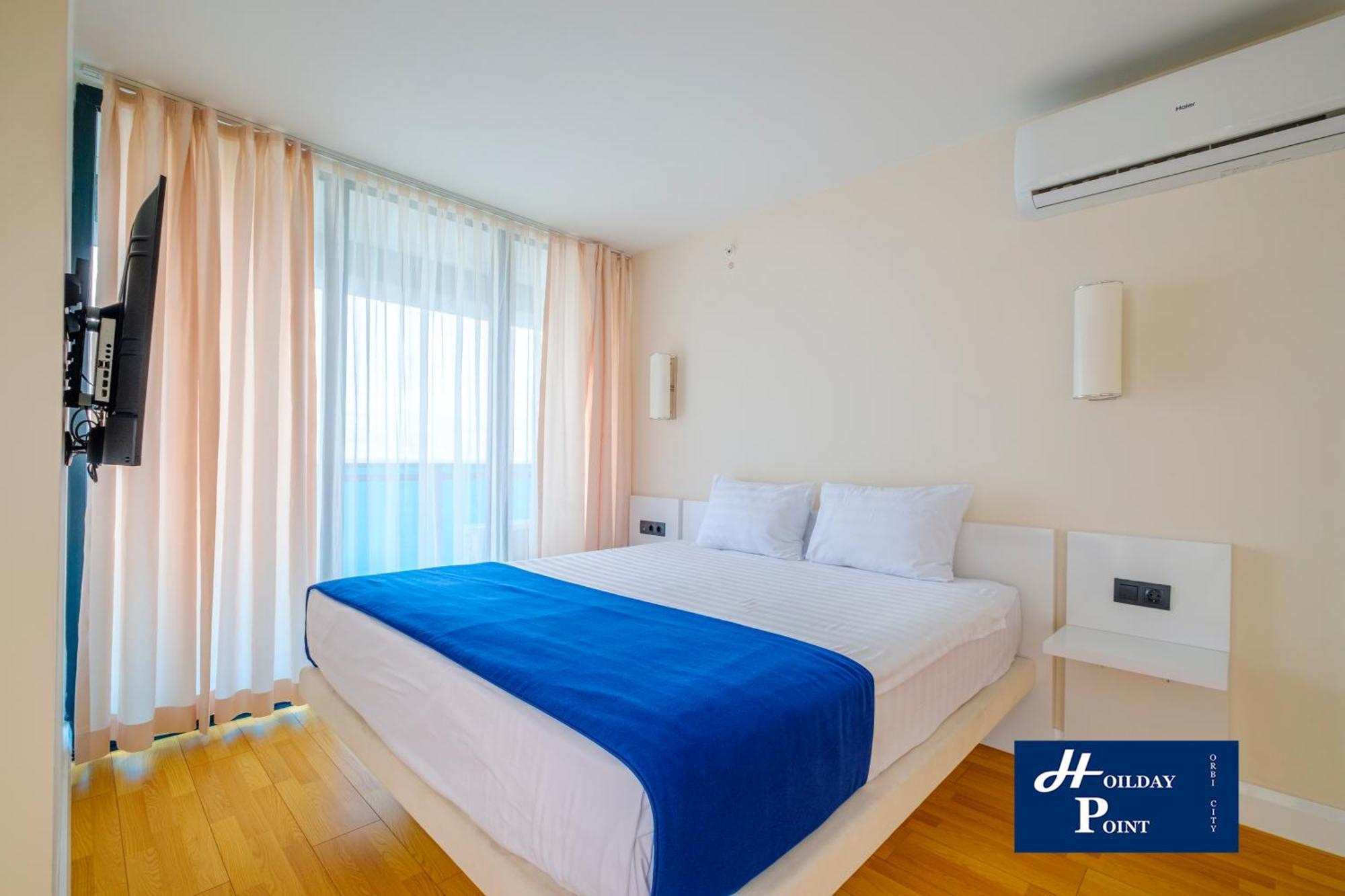 Holiday Point Orbi City Batumi Ngoại thất bức ảnh