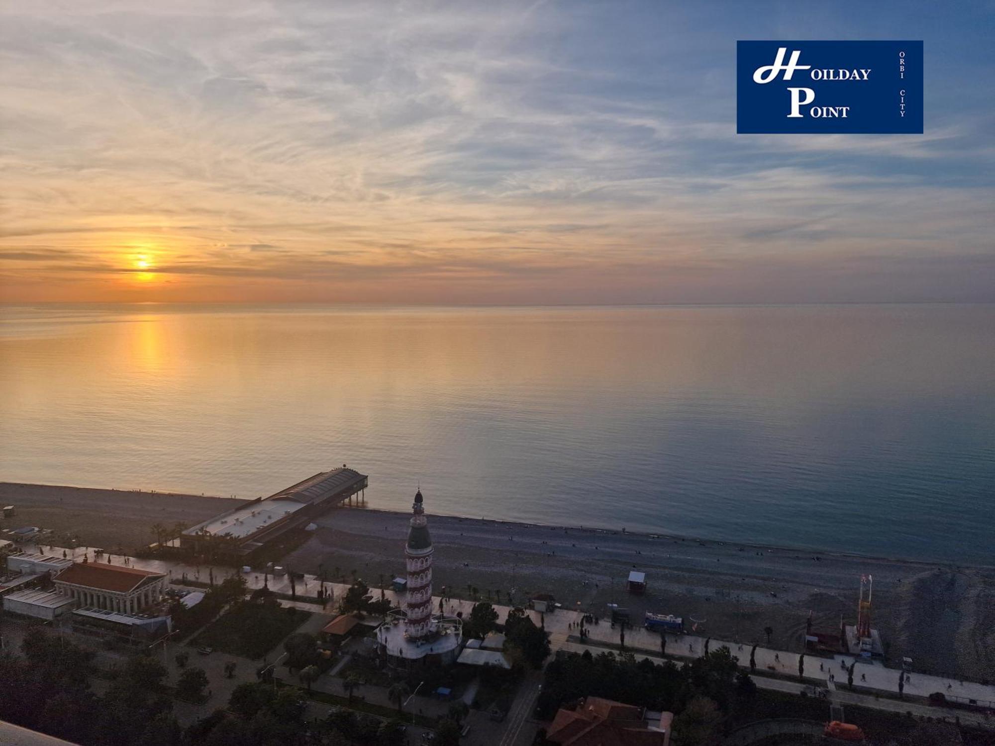 Holiday Point Orbi City Batumi Ngoại thất bức ảnh